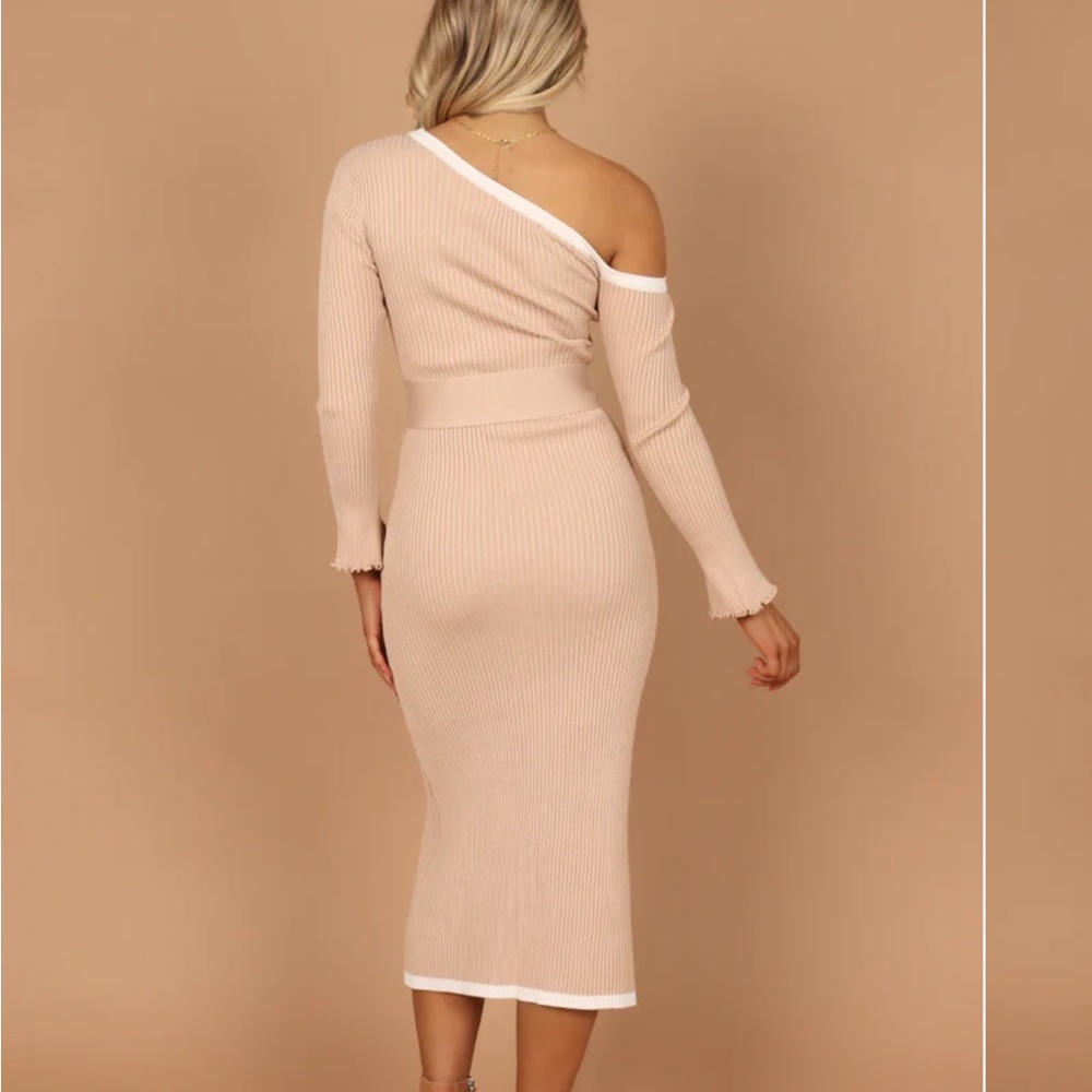 Petal and Pup long sleeved off the shoulder knit dress